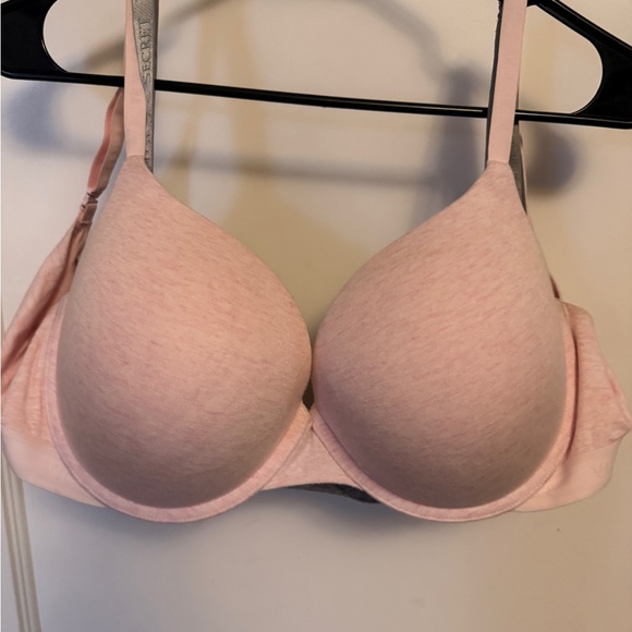 Victoria's Secret Three Pack 38DD Push Up Bras, Great Condition - Picture 5 of 11